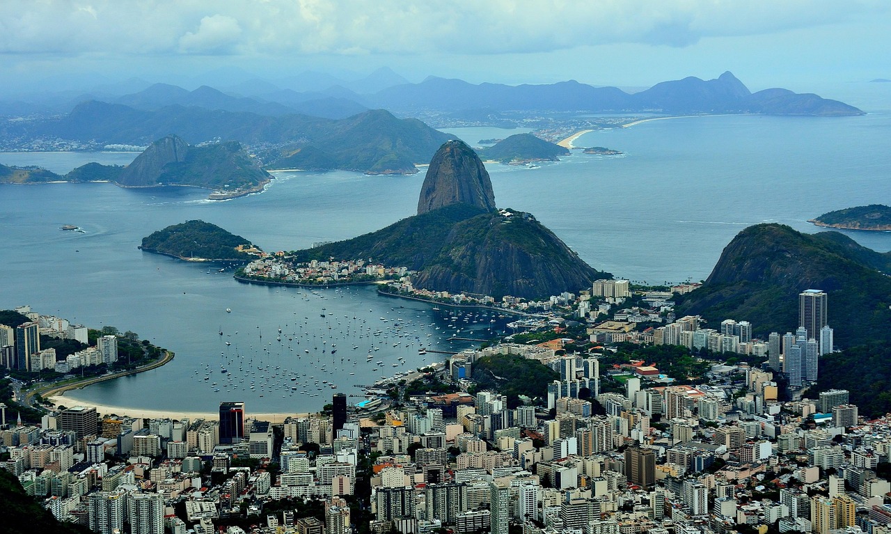 De-dollarization: Moving Towards a Multipolar World - DBS