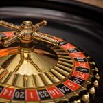 Gold rebounds due to geopolitical risks, but gains limited by Powell.