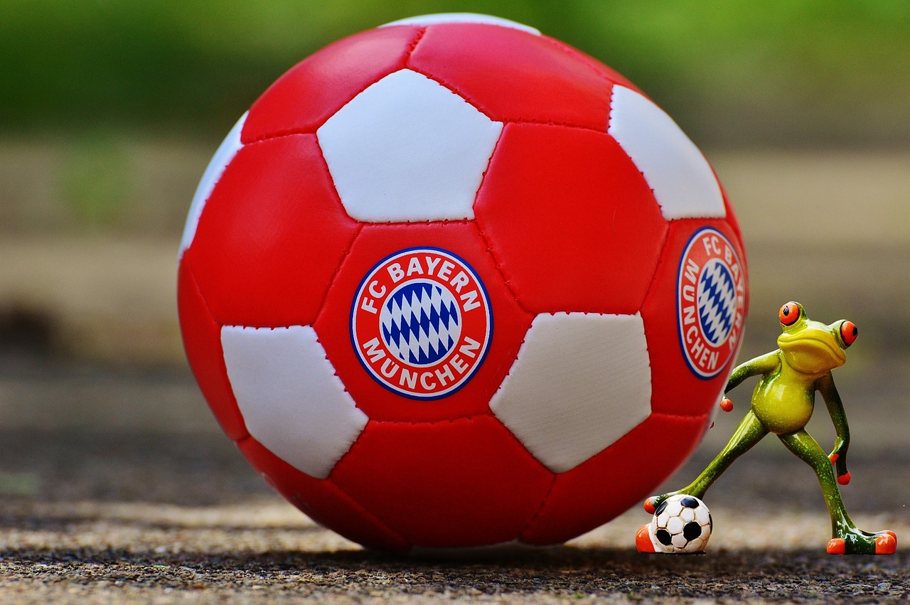 Sane set to make comeback for Bayern against Kiel.